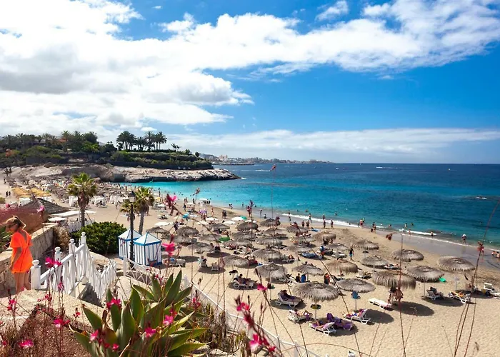 Cozy Townhouse In El Duque Appartamento