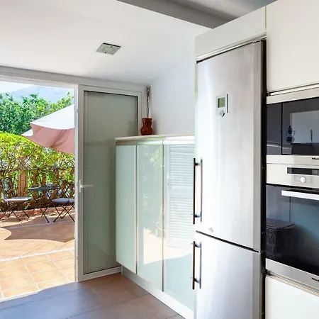 Cozy Townhouse In El Duque Apartmán Costa Adeje (Tenerife)