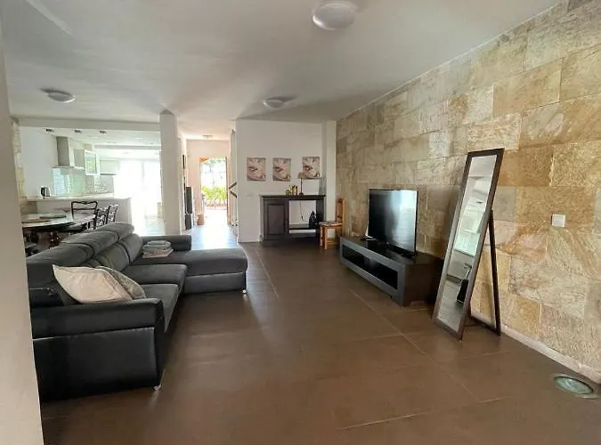 Cozy Townhouse In El Duque * Costa Adeje (Tenerife)