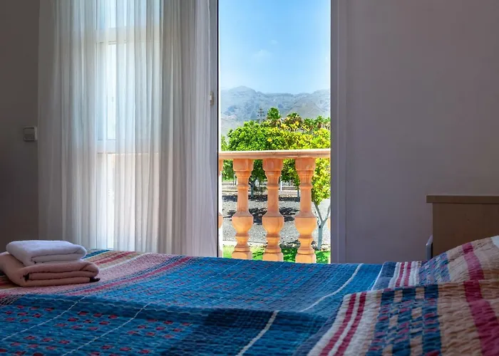 Cozy Townhouse In El Duque شقة *