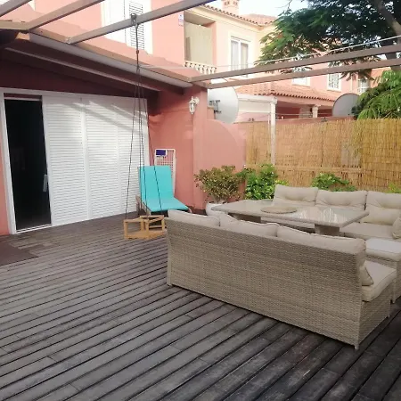 Cozy Townhouse In El Duque Costa Adeje (Tenerife)