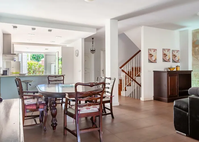 Cozy Townhouse In El Duque Apartamento *